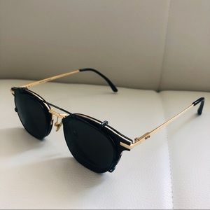 Gentle Monster Memphis glasses and Sunglasses clip